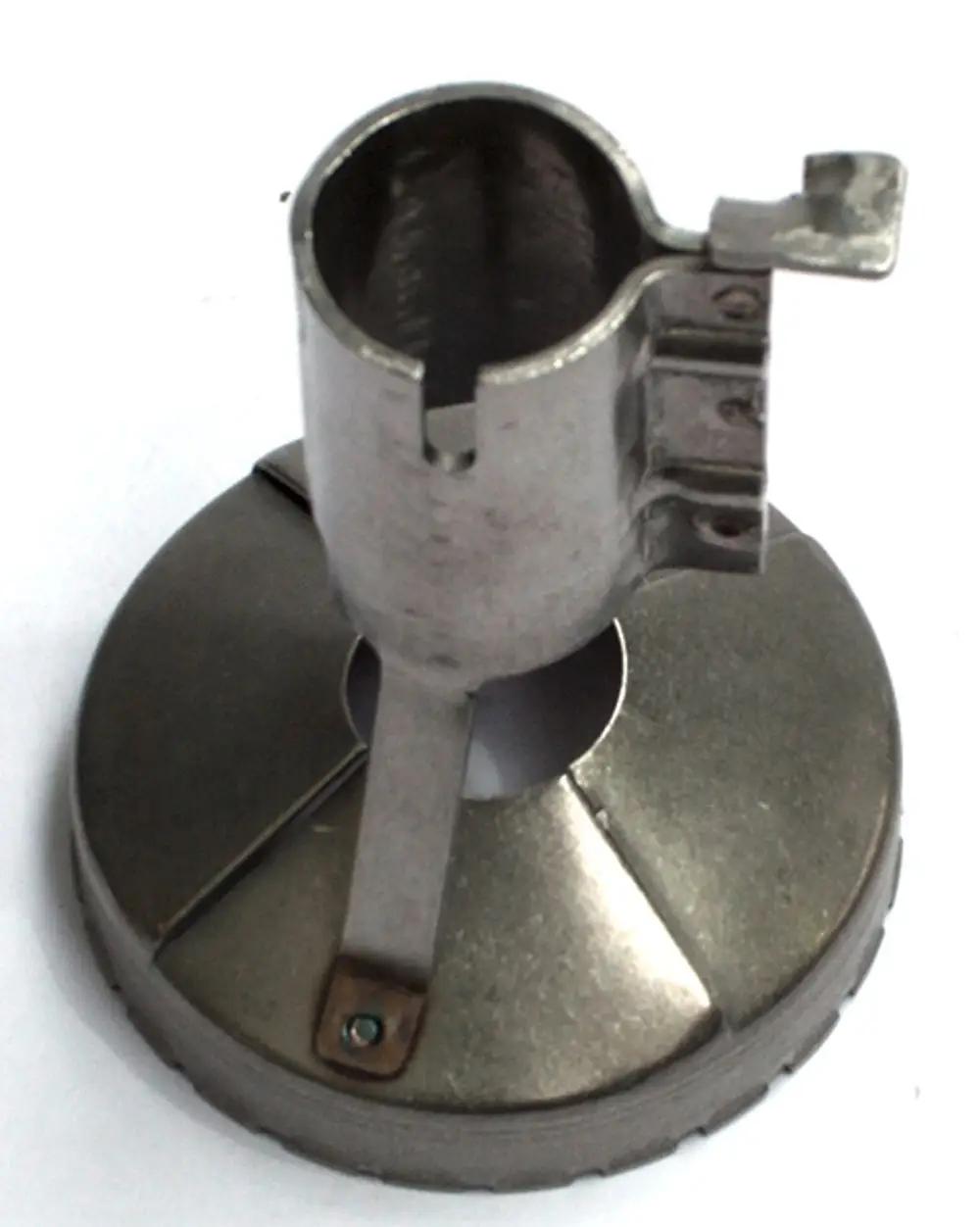 Stauscheibe aus Metall von Daikin mit zylindrischem Teil und seitlichem Hebel, angebracht auf einer runden Basis mit zentralem Ausschnitt.